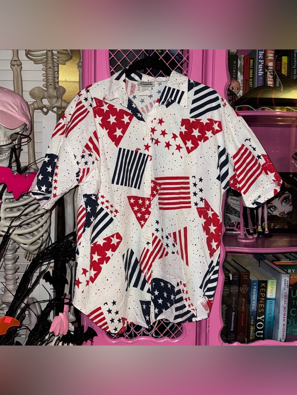 VTG Separate Issue Flag Button Down Shirt size medium